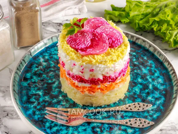 Фото блюда: Салат «Королевский» с редькой и яблоком