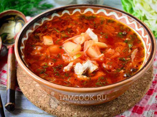 Фото блюда: Борщ с молодой капустой