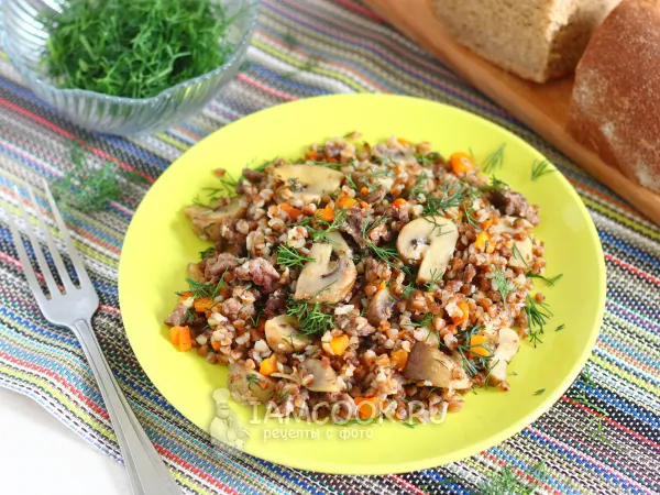 Фото блюда: Гречка с фаршем и грибами в мультиварке