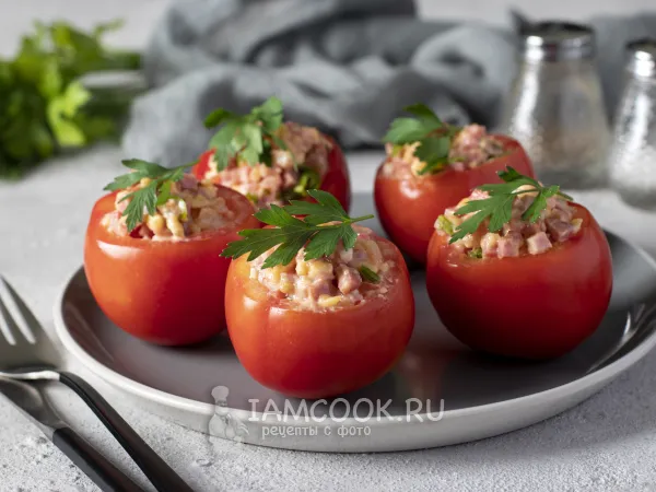 Фото блюда: Помидоры, фаршированные колбасой и сыром