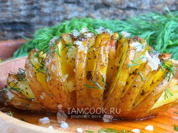 Фото блюда: Картошка-гармошка с салом в духовке