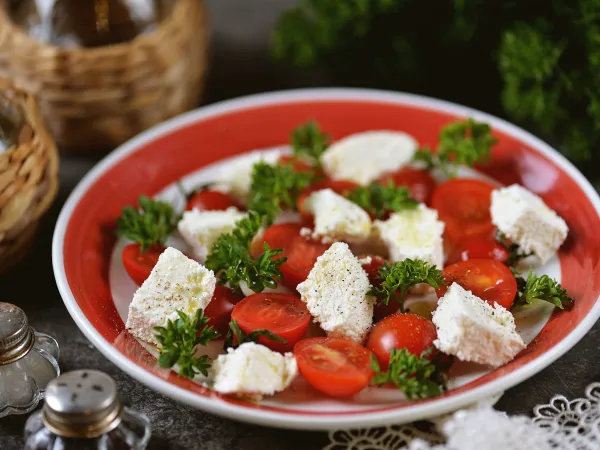 Фото блюда: Брынза из кефира в домашних условиях