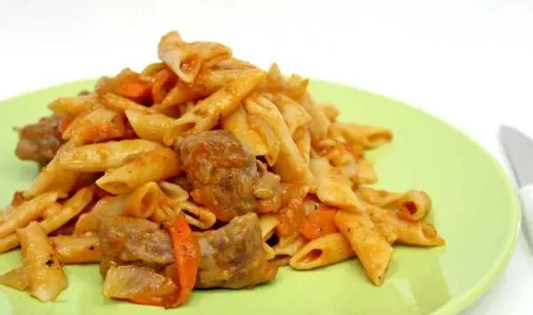 Фото блюда: Макароны с мясом в мультиварке