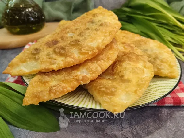 Фото блюда: Чебуреки с черемшой