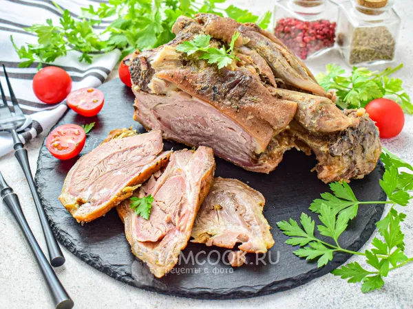 Фото блюда: Рулька в мультиварке в фольге