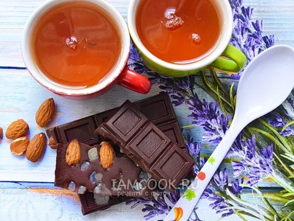 Фото блюда: Горький шоколад с миндалем