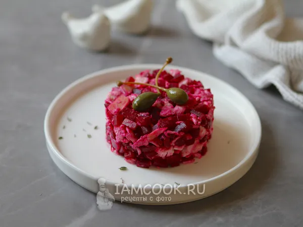 Фото блюда: Свекольный салат с курицей