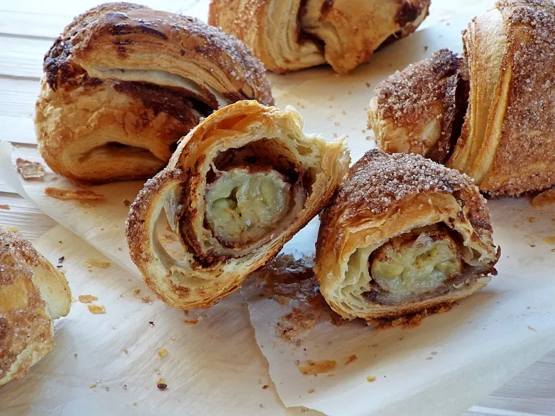 Фото блюда: Булочки с бананом и шоколадом