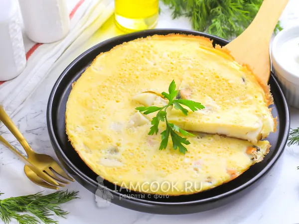 Фото блюда: Омлет с морепродуктами на сковороде