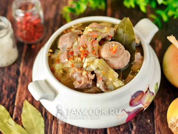 Фото блюда: Тушеные куриные желудки с луком