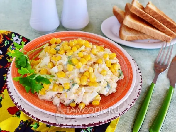 Фото блюда: Салат «Одуванчик» с кукурузой
