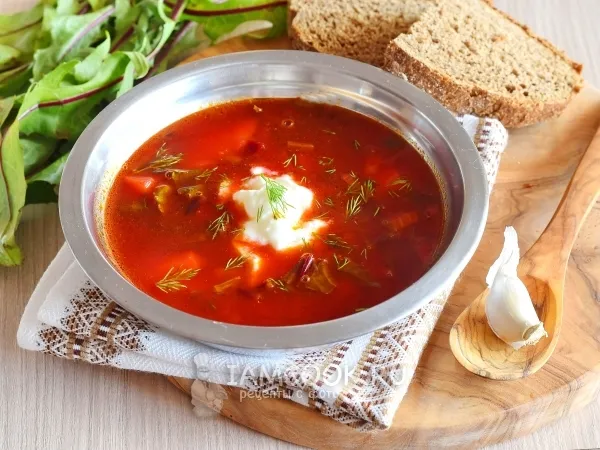 Фото блюда: Суп со свекольной ботвой