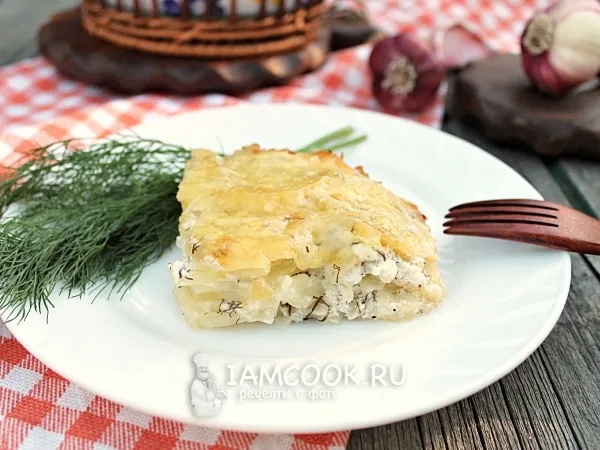 Фото блюда: Картошка со сметаной и чесноком в духовке