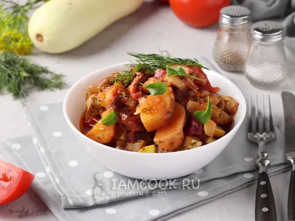 Фото блюда: Рагу с мясом и картошкой в казане