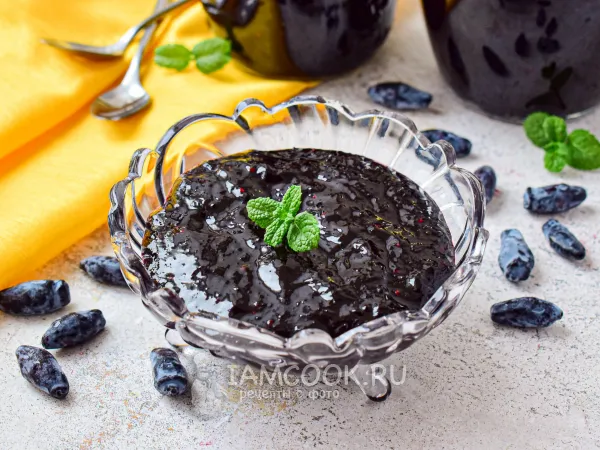 Фото блюда: Повидло из жимолости на зиму