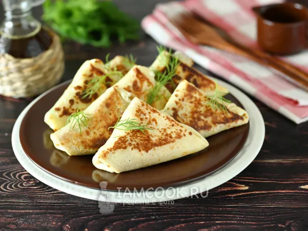 Фото блюда: Блины с сыром сулугуни и зеленью