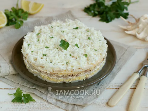 Фото блюда: Салат «Афродита» с кальмаром и курицей