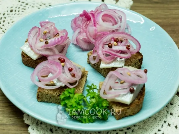 Фото блюда: Маринованный красный лук