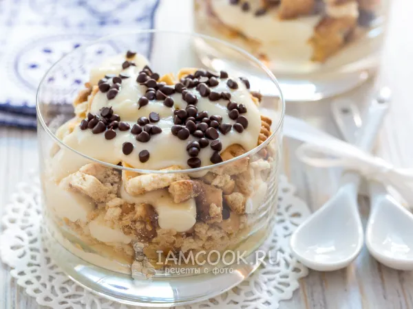 Фото блюда: Десерт из печенья с заварным кремом