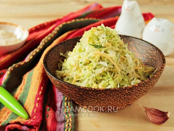 Фото блюда: Салат с белокочанной капустой и сыром