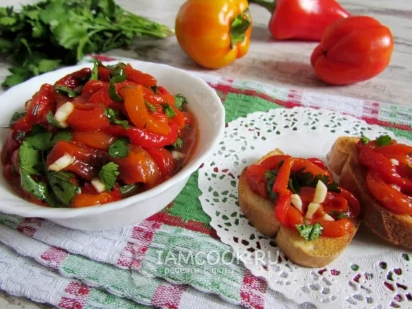 Фото блюда: Закуска из печеных перцев