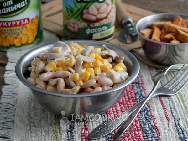 Фото блюда: Салат из консервированной кукурузы и фасоли