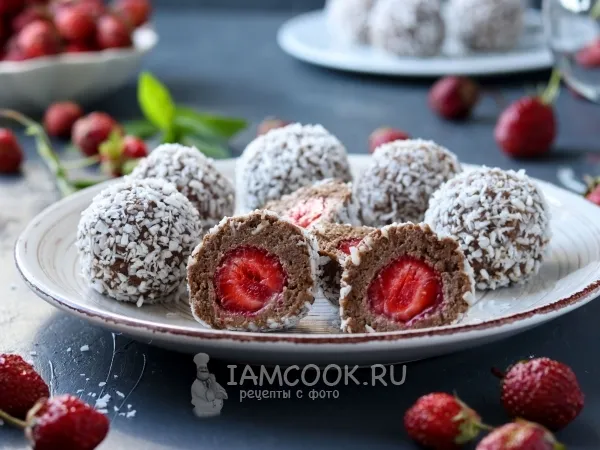 Фото блюда: Рафаэлло с клубникой