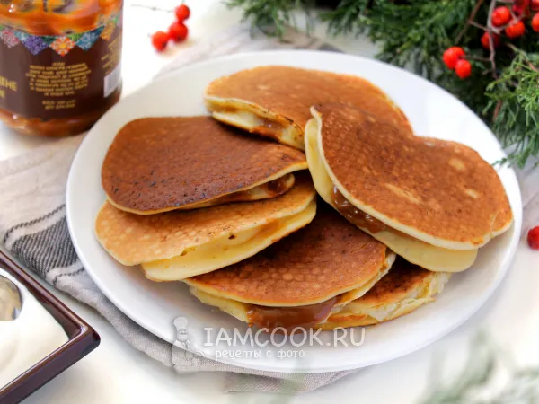 Фото блюда: Панкейки со сгущенкой внутри