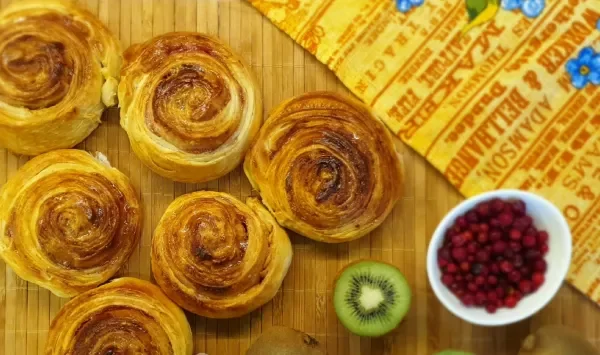 Фото блюда: Булочки с джемом (на молоке и дрожжах)