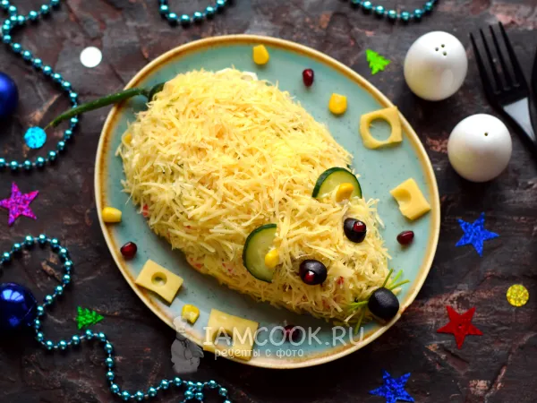 Фото блюда: Салат «Мышка» с крабовыми палочками