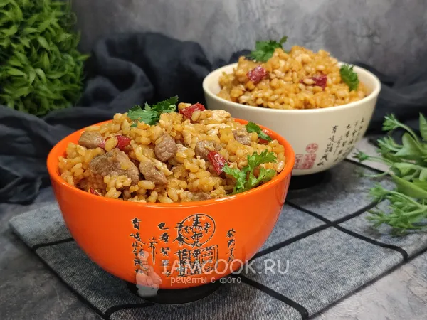 Фото блюда: Жареный рис с говядиной по-китайски