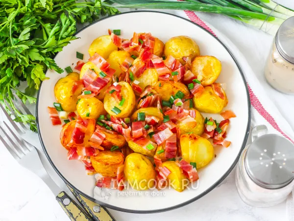 Фото блюда: Жареный молодой картофель с беконом