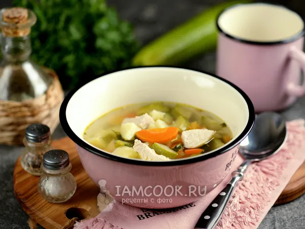 Фото блюда: Суп из индейки с кабачками