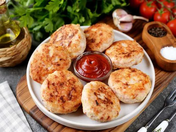 Фото блюда: Куриные котлеты с ветчиной и сыром