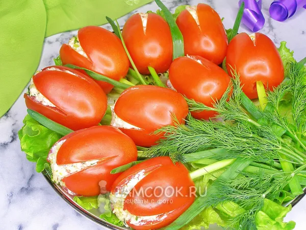 Фото блюда: Салат «Тюльпаны» с крабовыми палочками