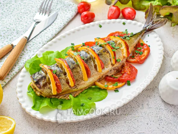 Фото блюда: Скумбрия в духовке с лимоном и помидором