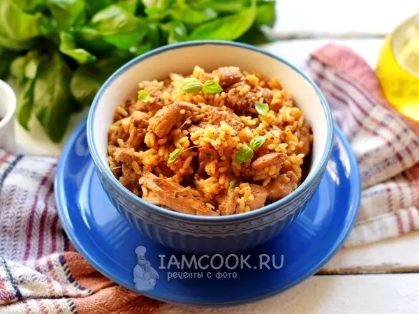 Фото блюда: Рис с индейкой в сковороде