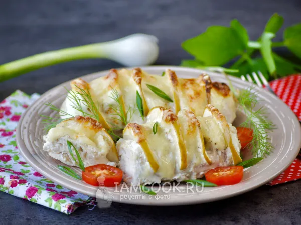 Фото блюда: Куриная грудка с яблоками в духовке