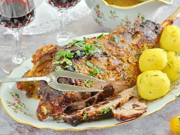 Фото блюда: Козья нога, запеченная в духовке