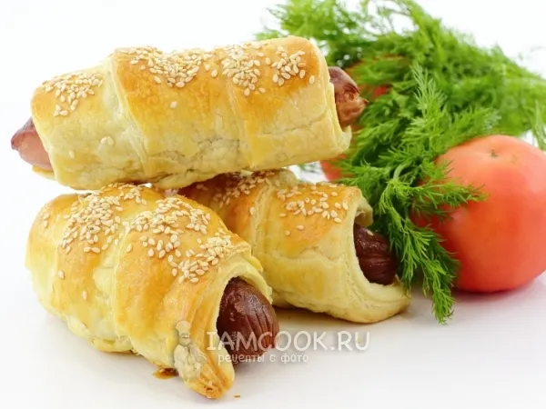 Фото блюда: Сосиски в слоеном дрожжевом тесте