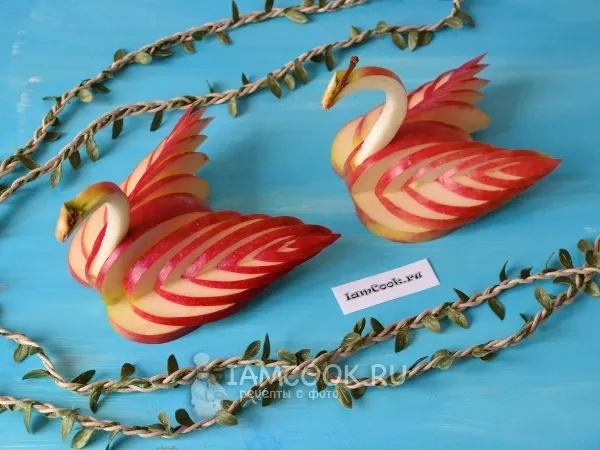 Фото блюда: Лебедь из яблока