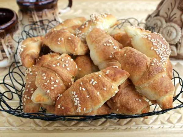 Фото блюда: Рогалики из слоёного теста