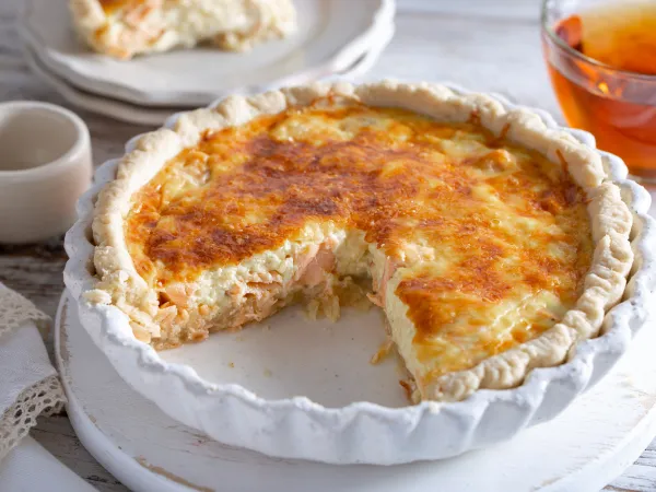 Фото блюда: Киш лорен с семгой и сыром