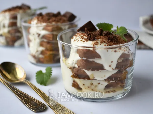 Фото блюда: Тирамису из печенья, сметаны и сгущенки