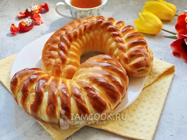 Фото блюда: Красивый дрожжевой пирог