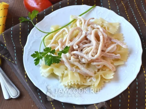 Фото блюда: Кальмары в сливочном соусе