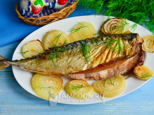 Фото блюда: Скумбрия на луковой подушке в духовке