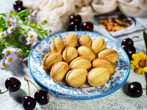 Фото блюда: Орешки со сгущенкой в мультипекаре