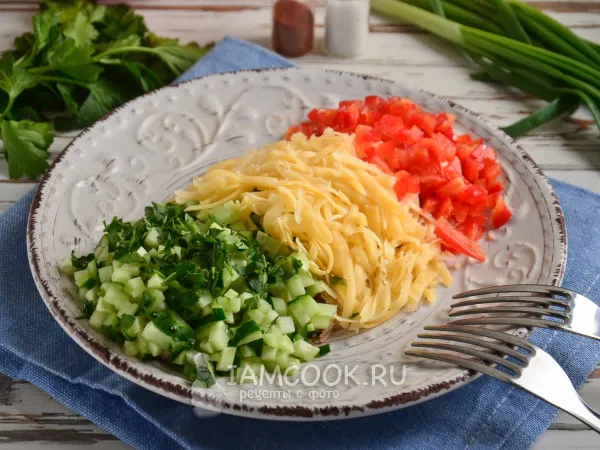 Фото блюда: Салат «Светофор» с болгарским перцем
