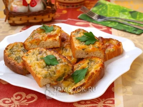 Фото блюда: Горячие бутерброды с сыром и зеленью